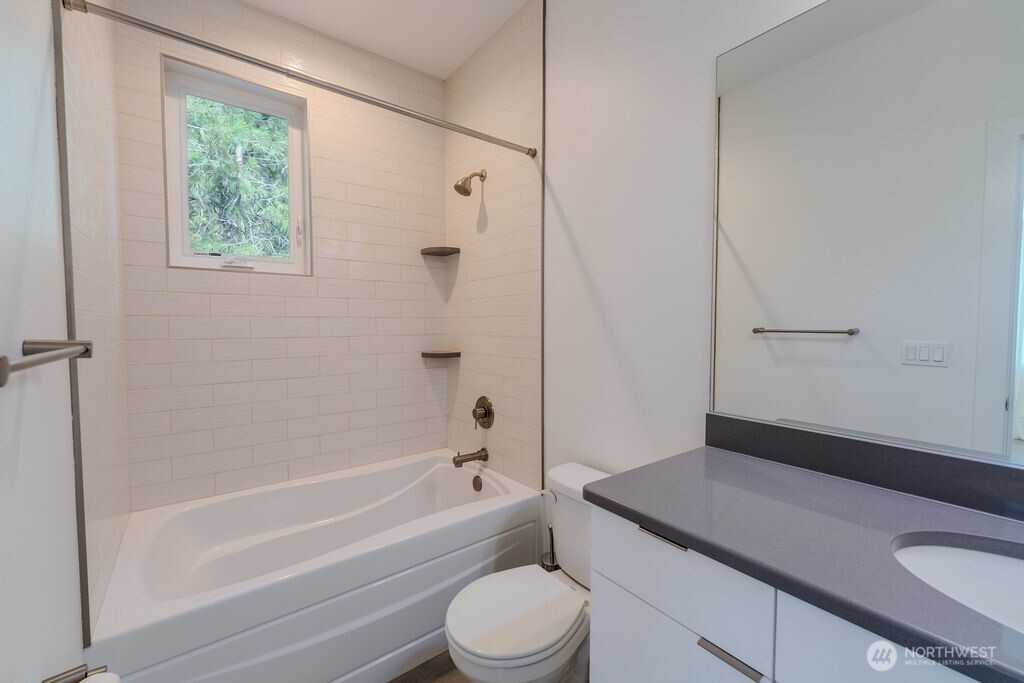 820 Cedar Street Property Photo 27
