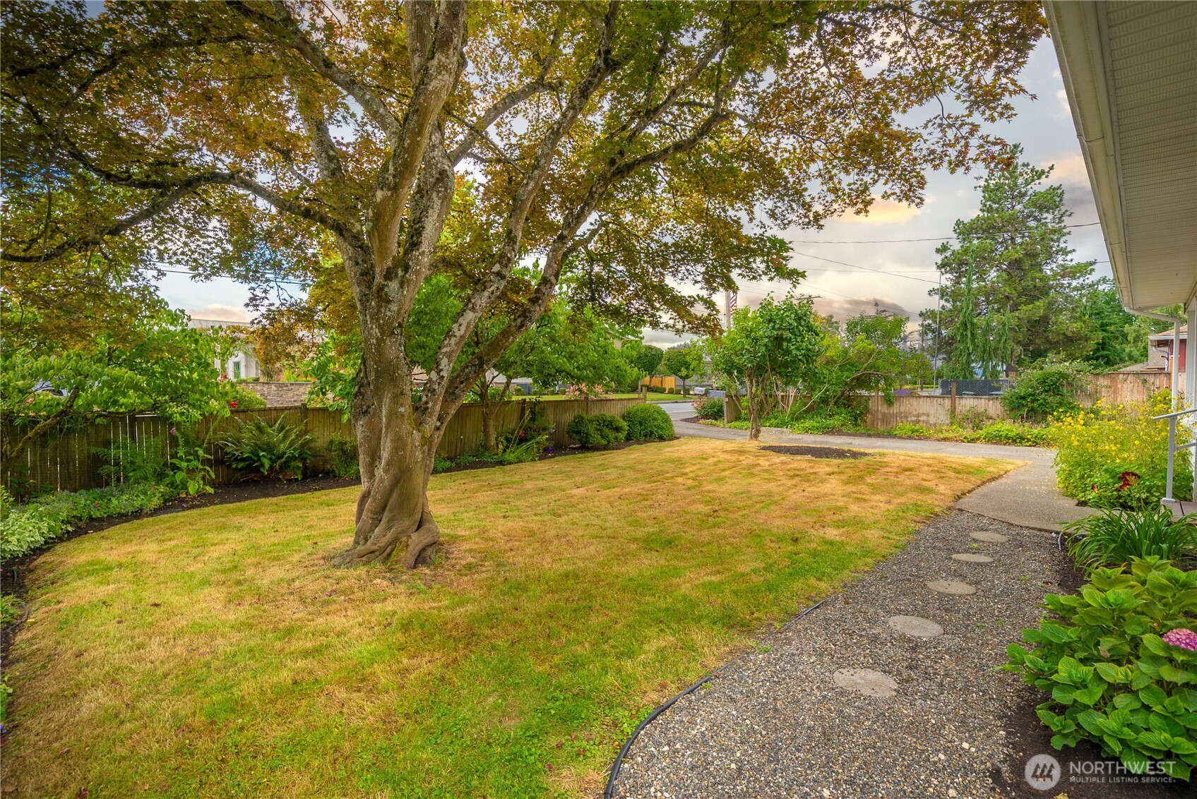 16101 60th Street Property Photo 26