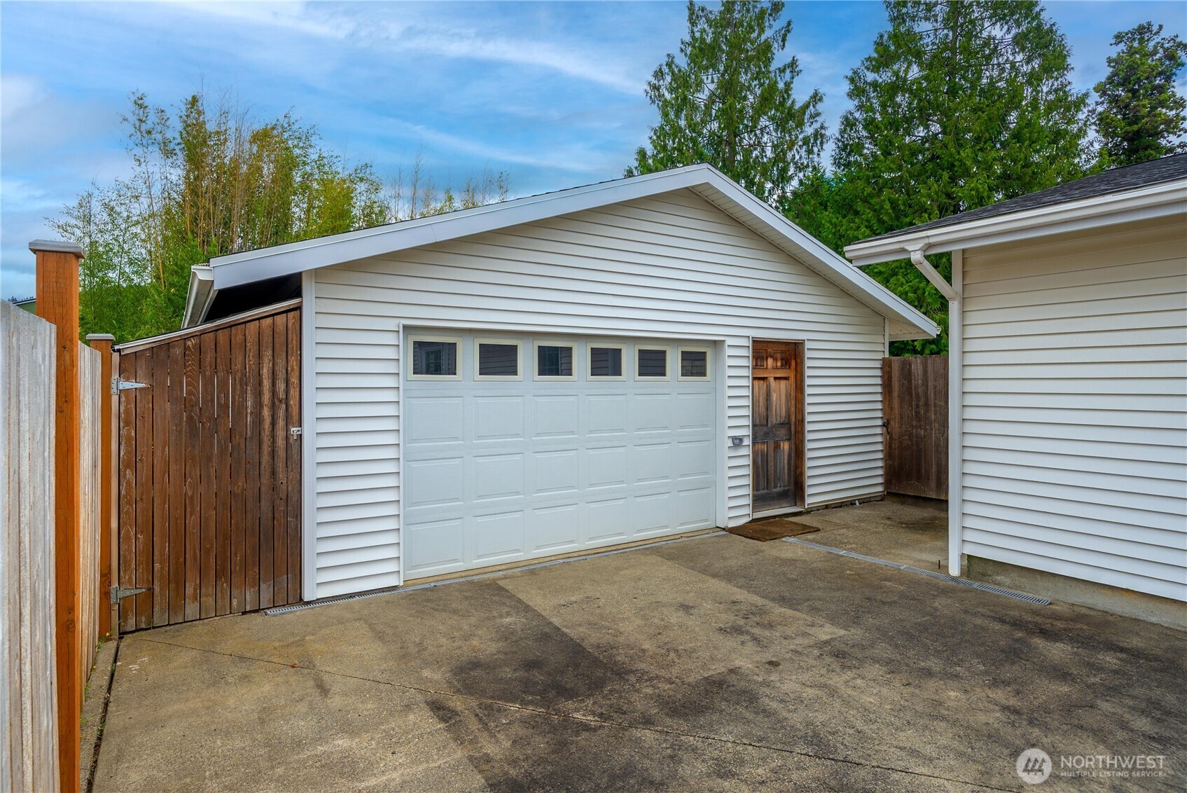 16101 60th Street Property Photo 28