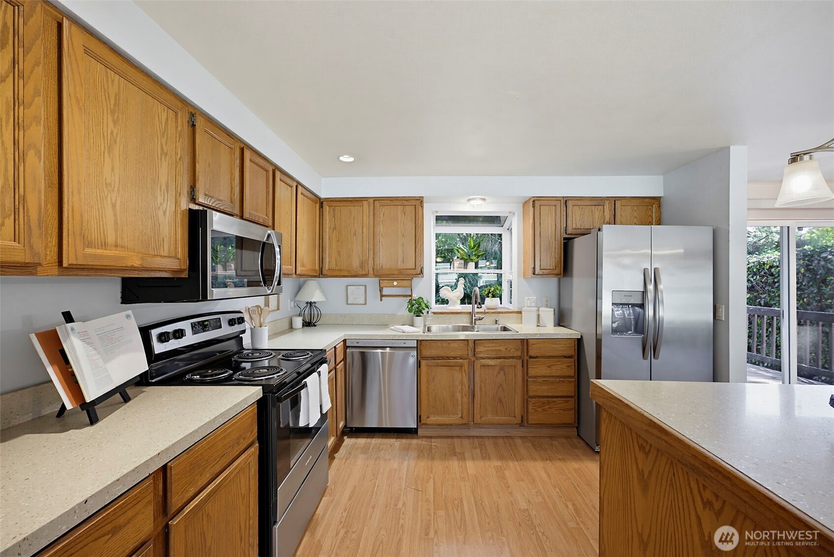 3981 Coronet Place Property Photo 14