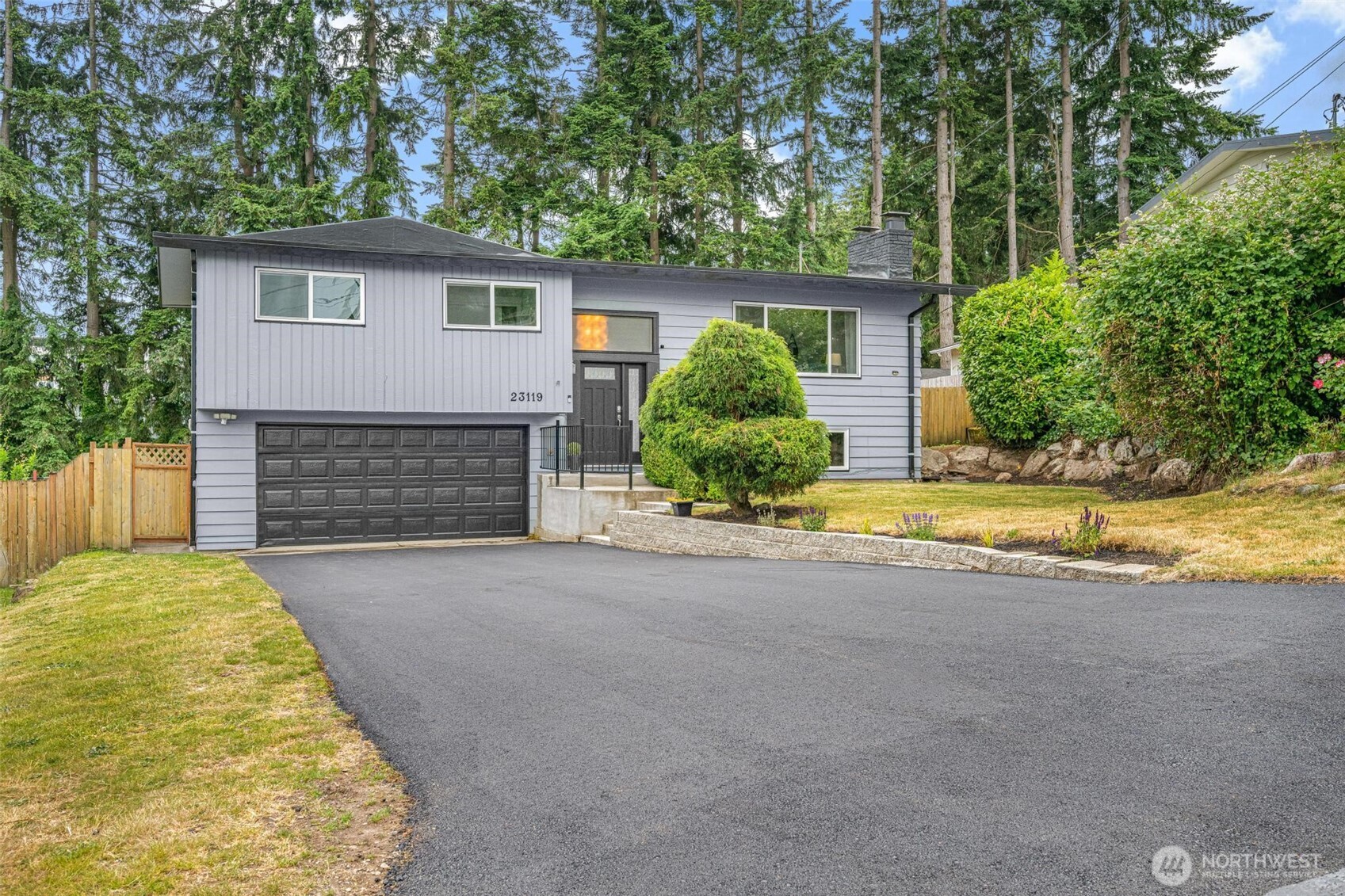 23119 80th Place Property Photo 1
