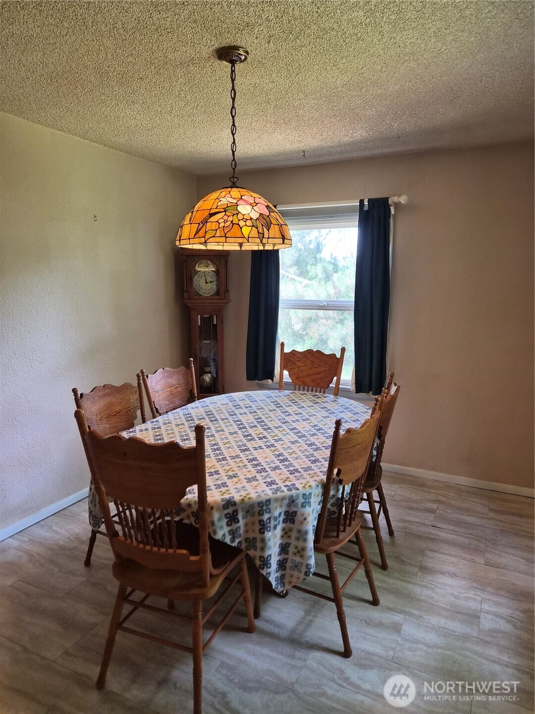 5913 57th Avenue Property Photo 3