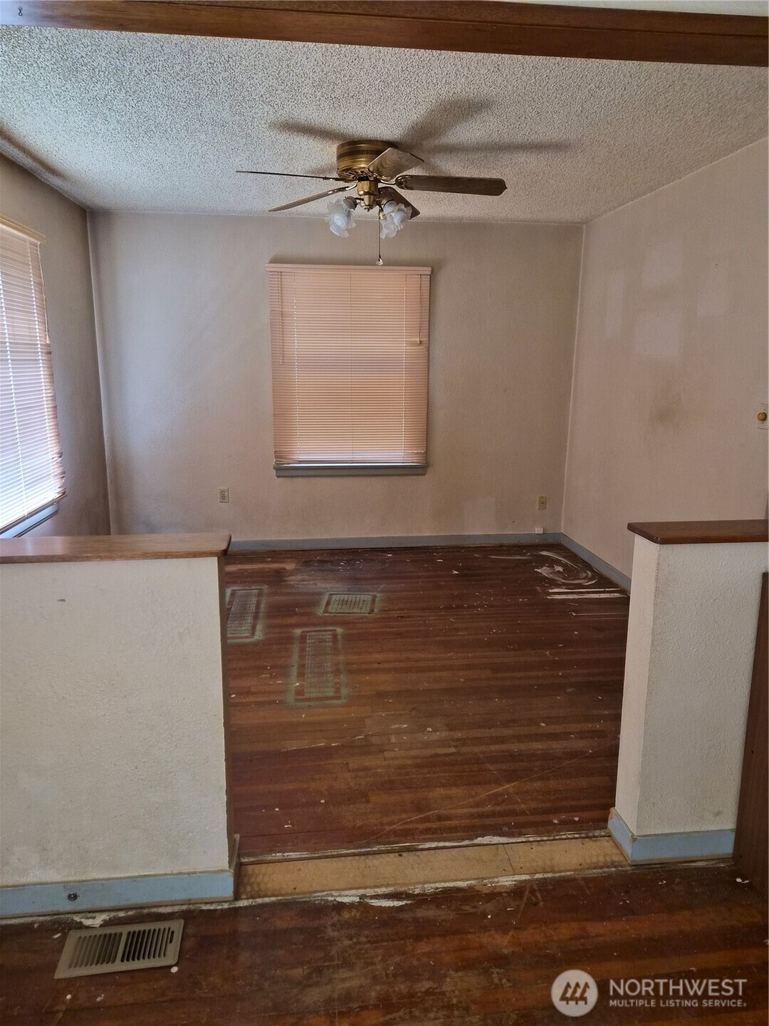 5913 57th Avenue Property Photo 6