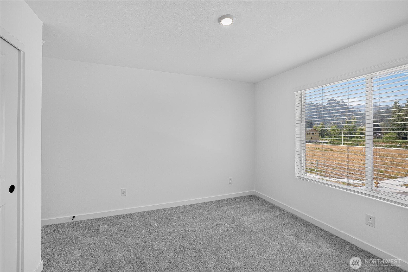 2325 Ash Street Property Photo 29