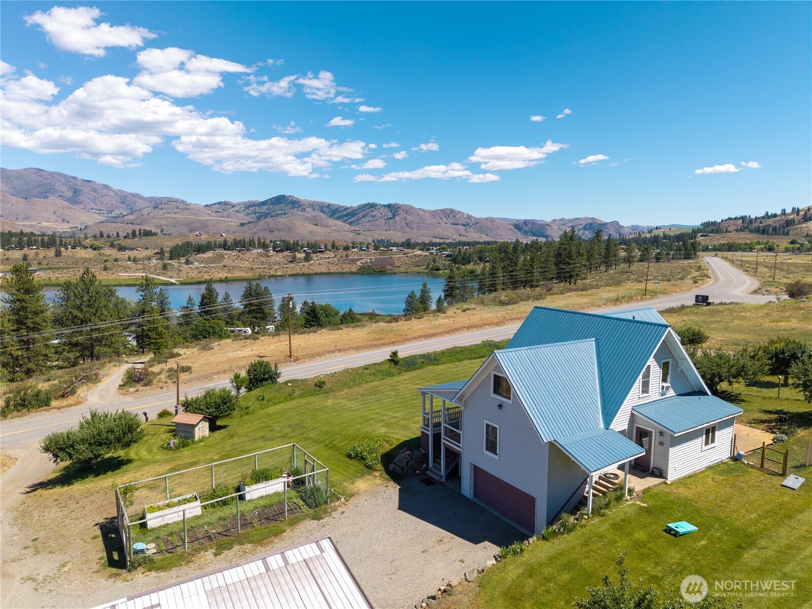 195 Twin Lakes Road Property Photo 8