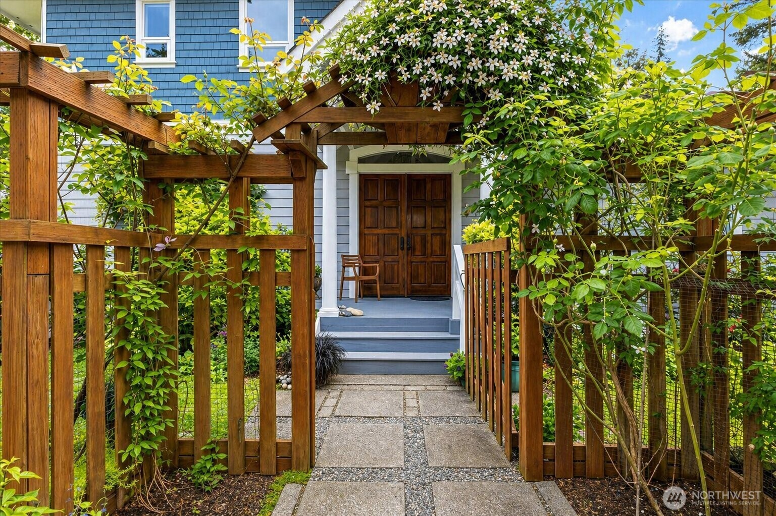 5427 Bayview Road Property Photo 4