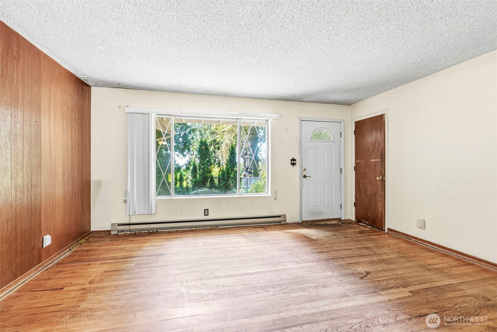 3739 Columbia Heights Road Property Photo 3
