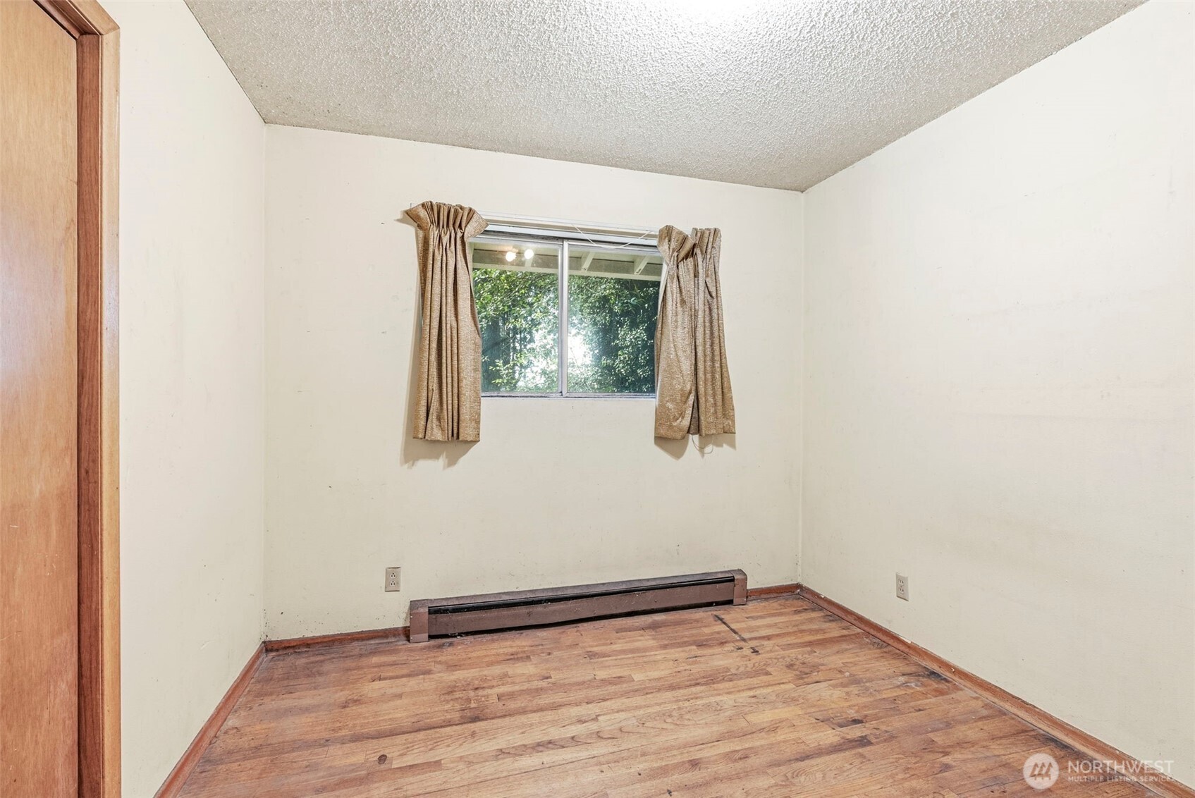 3739 Columbia Heights Road Property Photo 11
