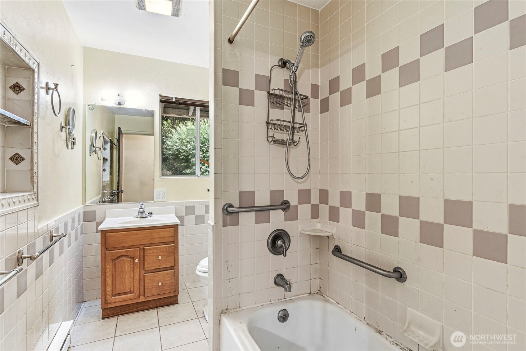 3739 Columbia Heights Road Property Photo 16