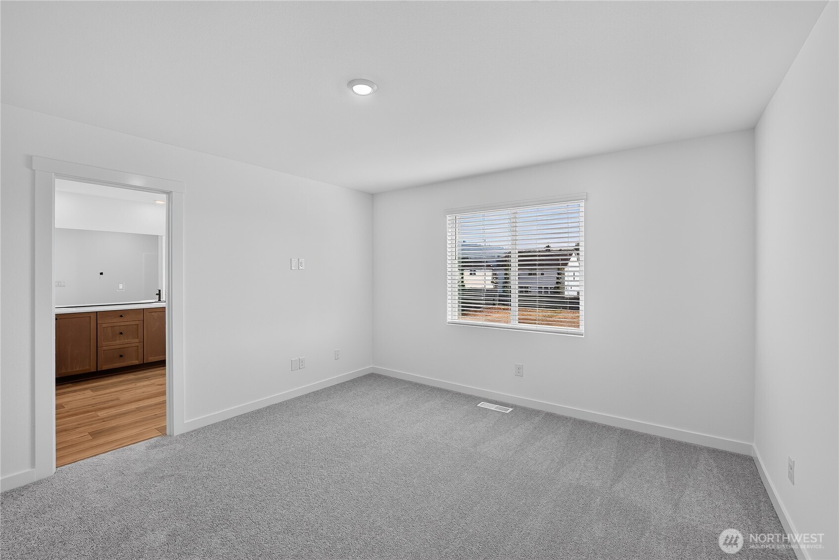 2323 Ash Street Property Photo 21