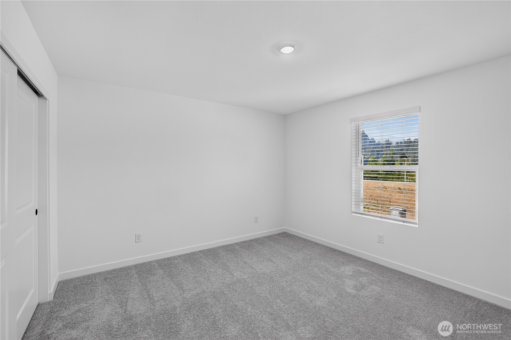2323 Ash Street Property Photo 25