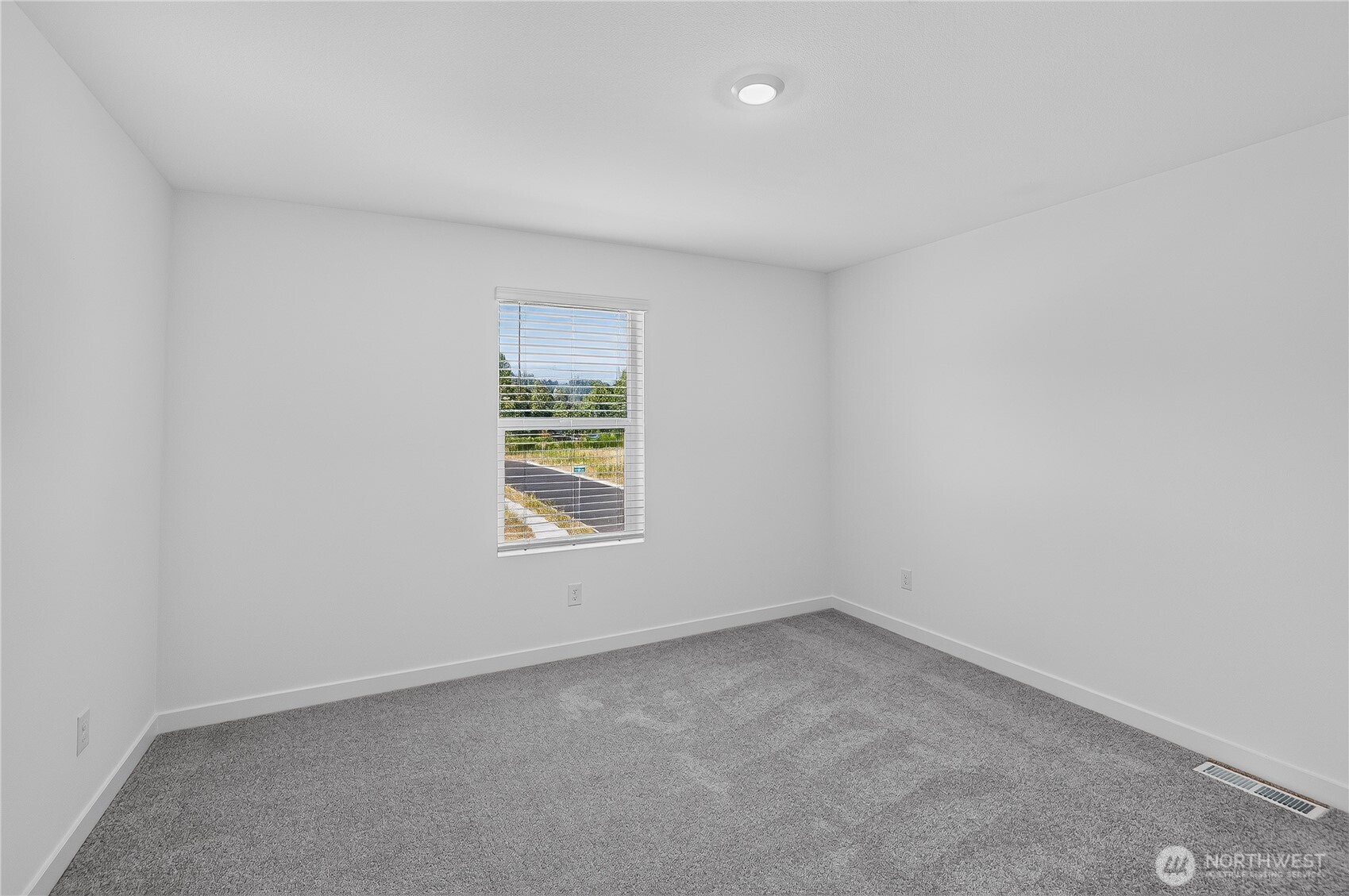 2323 Ash Street Property Photo 28
