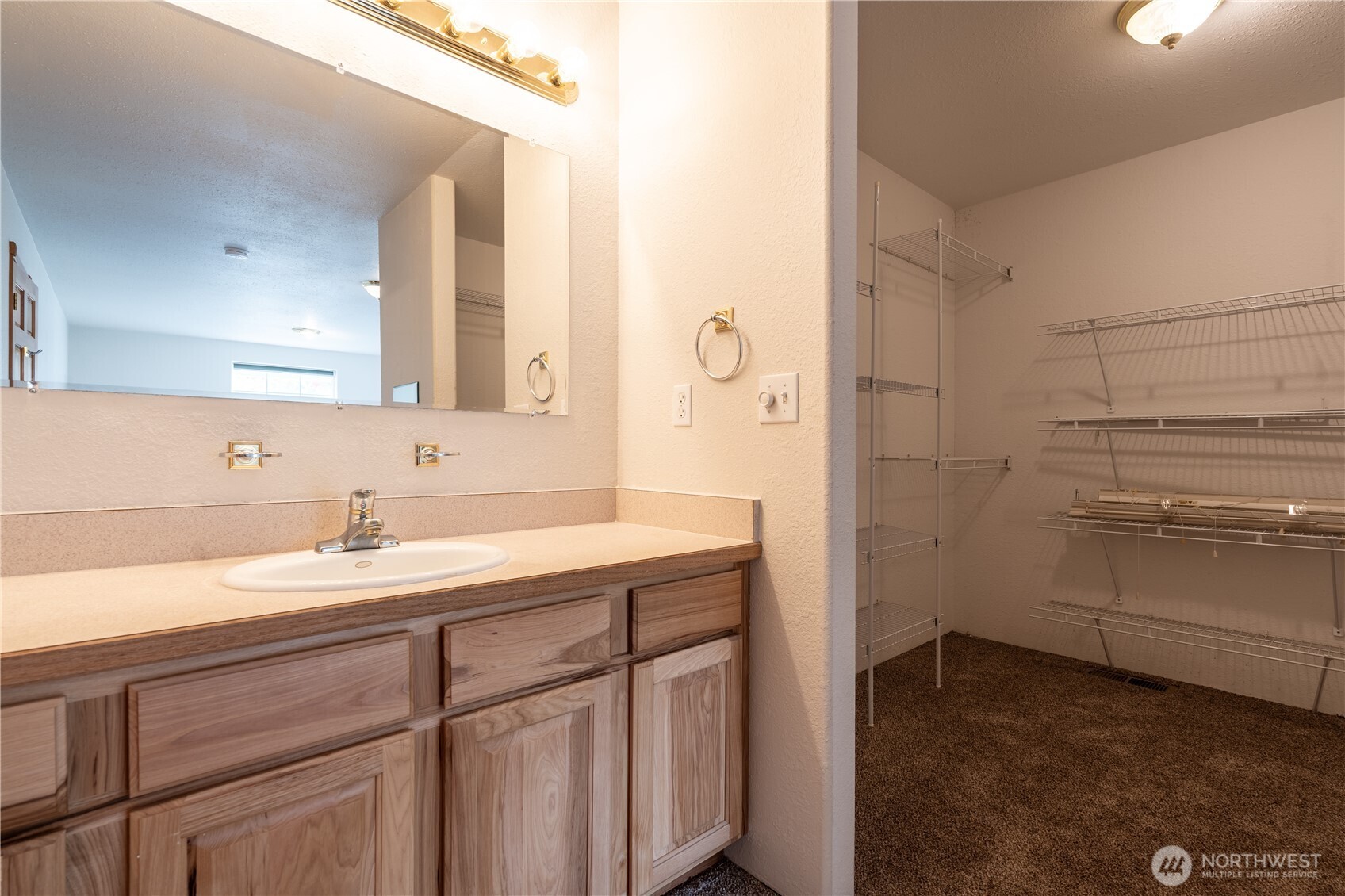 732 Satsop Road Property Photo 16
