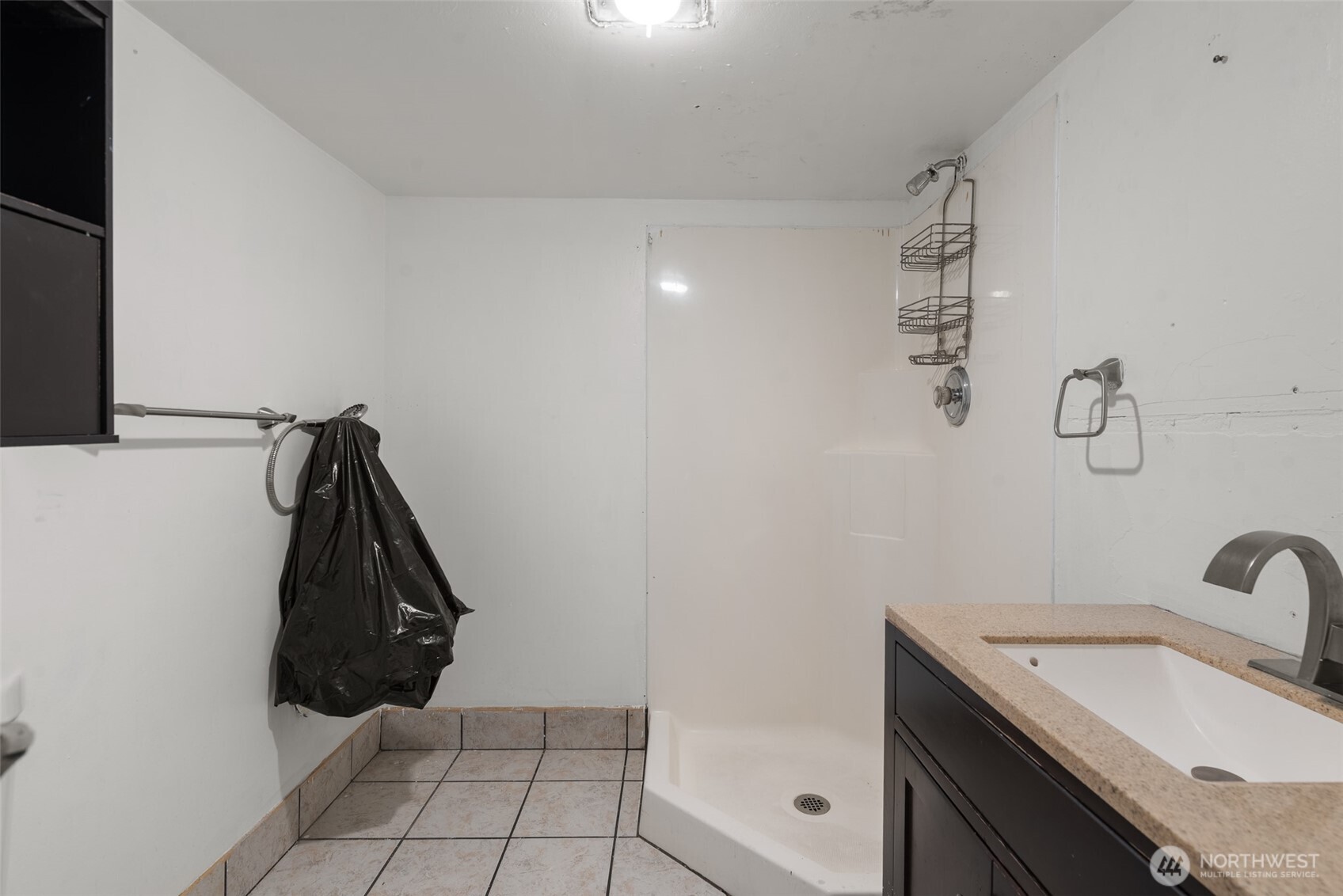 1106 Crescent Street Property Photo 14