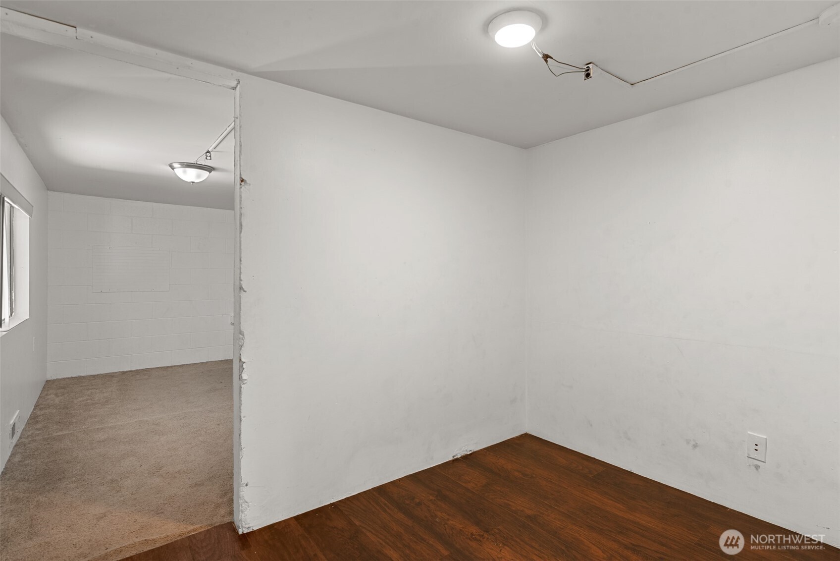 1106 Crescent Street Property Photo 16