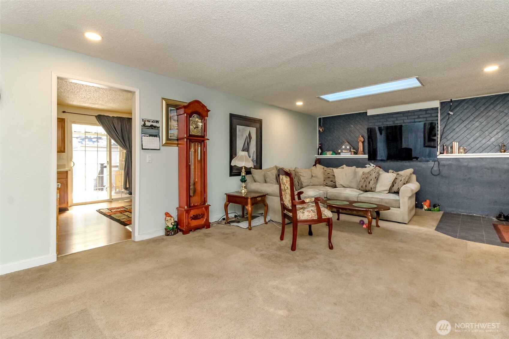 15213 12th Avenue Property Photo 5