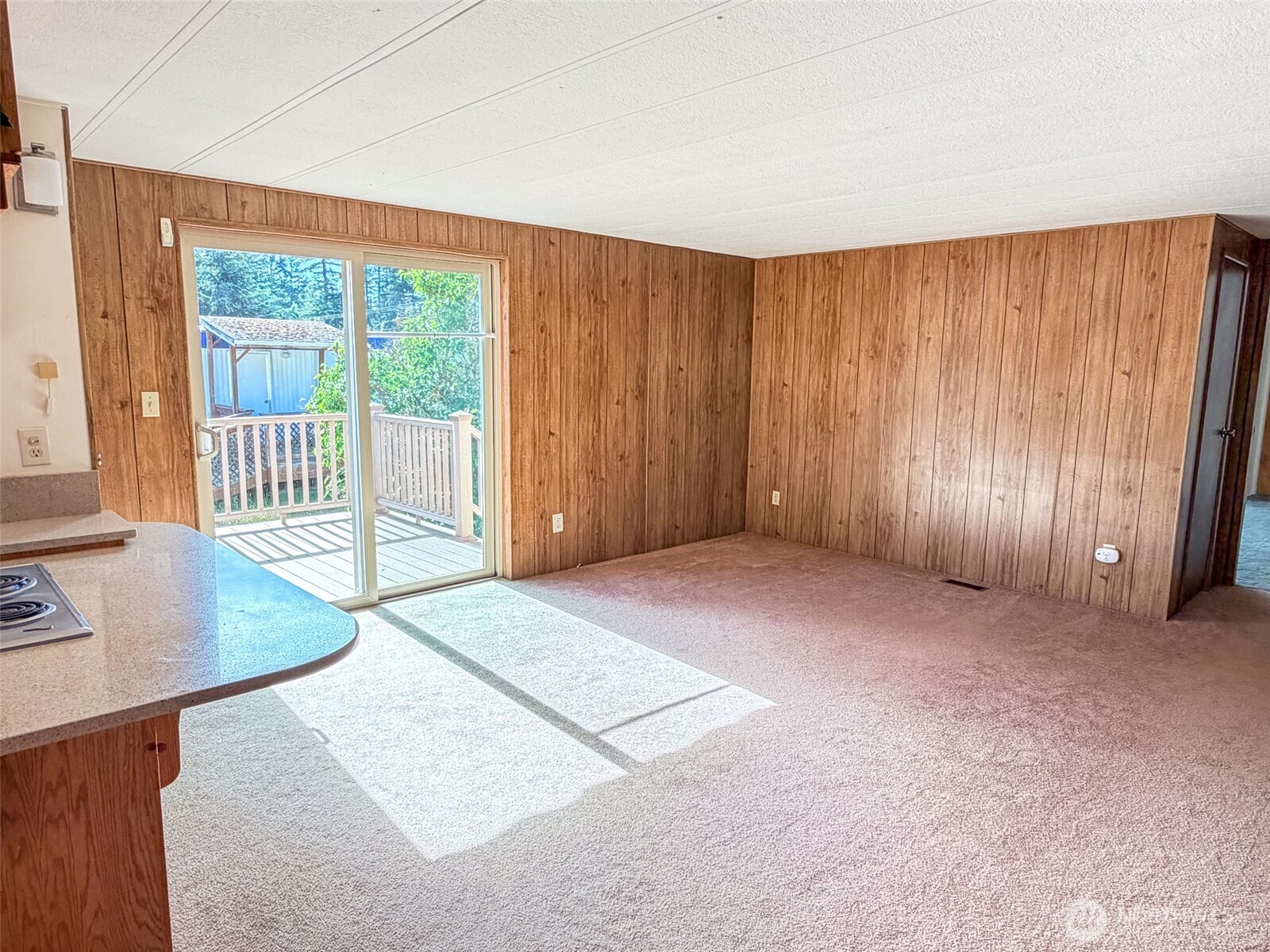 611 Cedar Drive 77 Property Photo 7