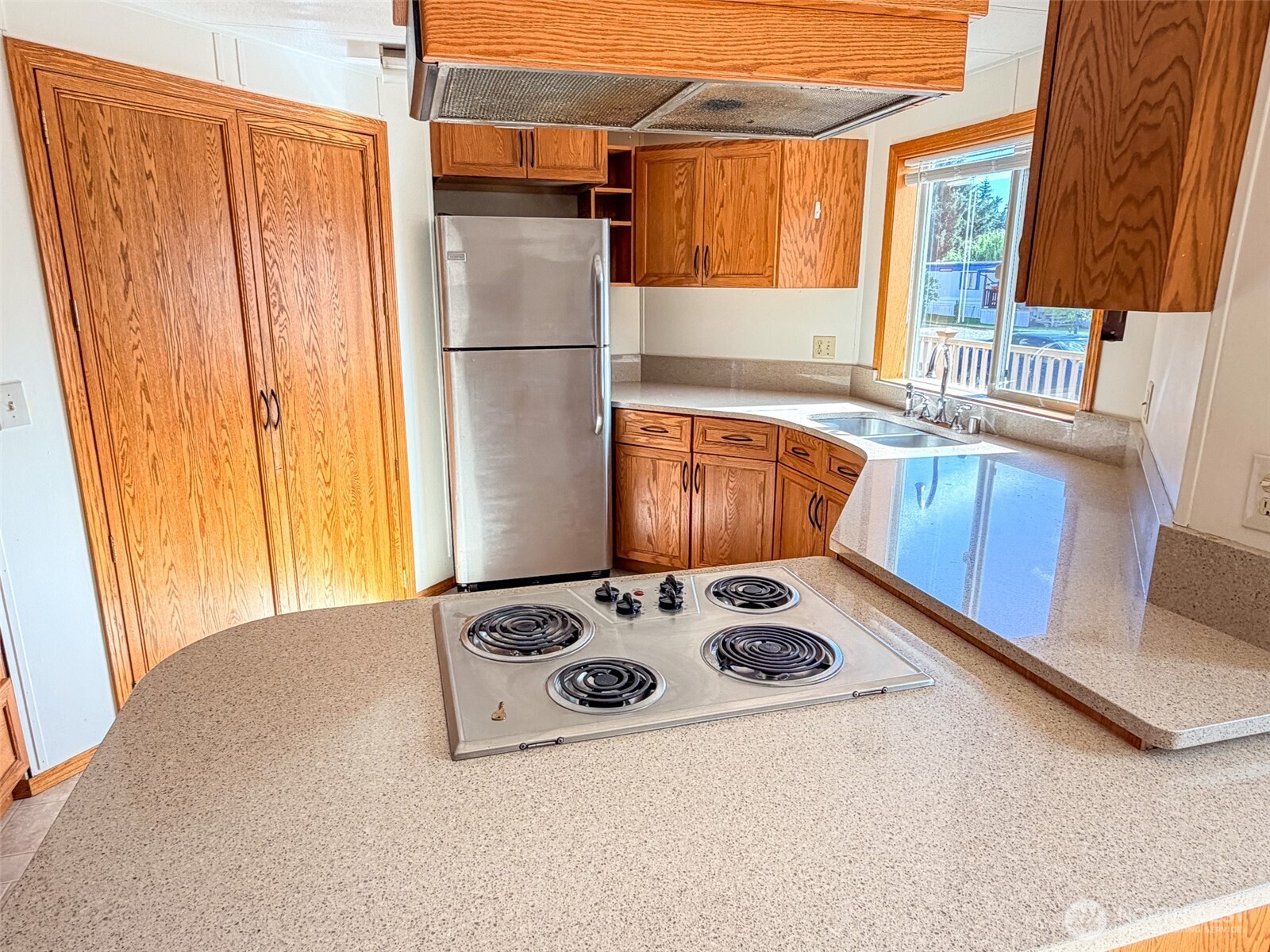 611 Cedar Drive 77 Property Photo 12