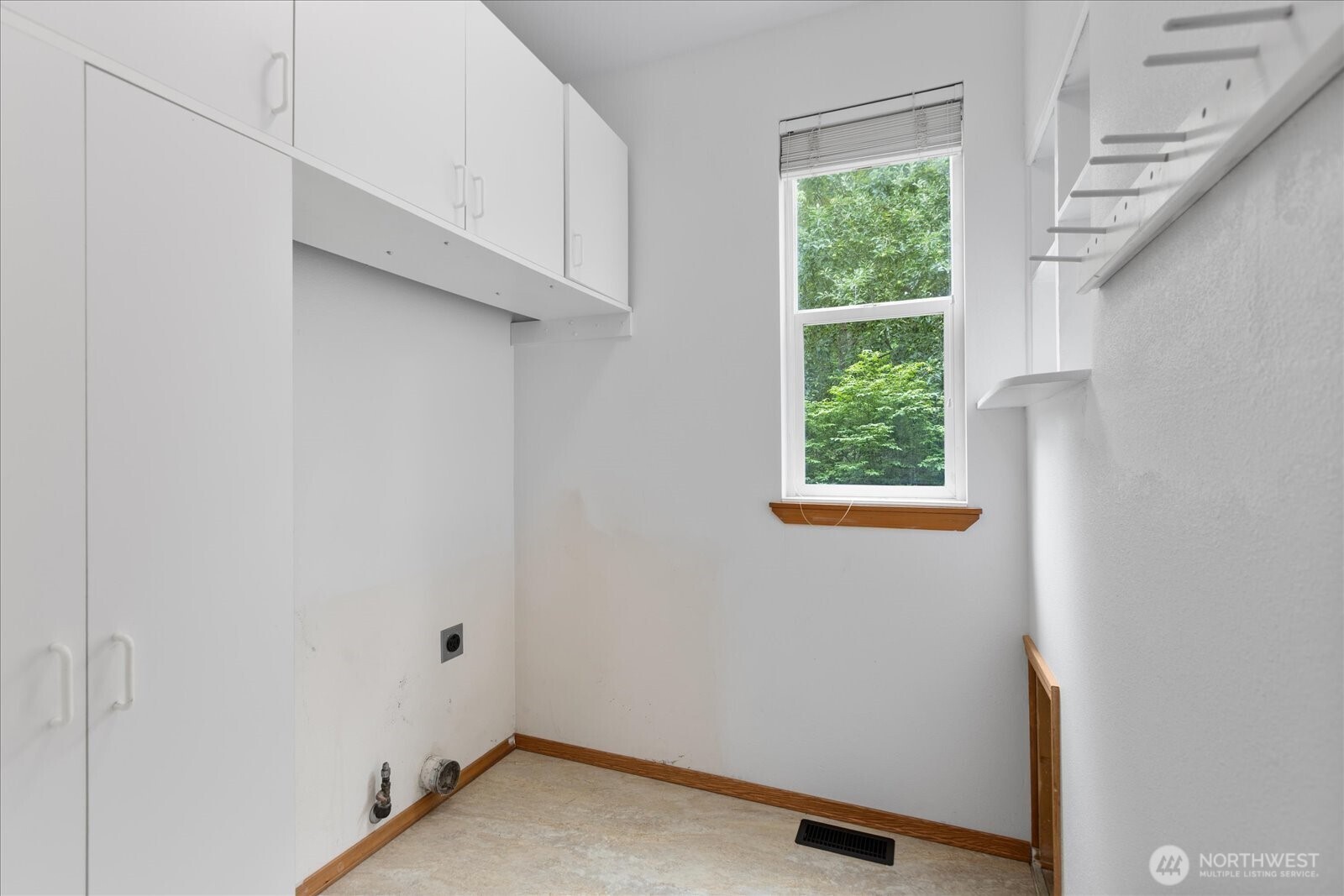 19414 77th Place Property Photo 11