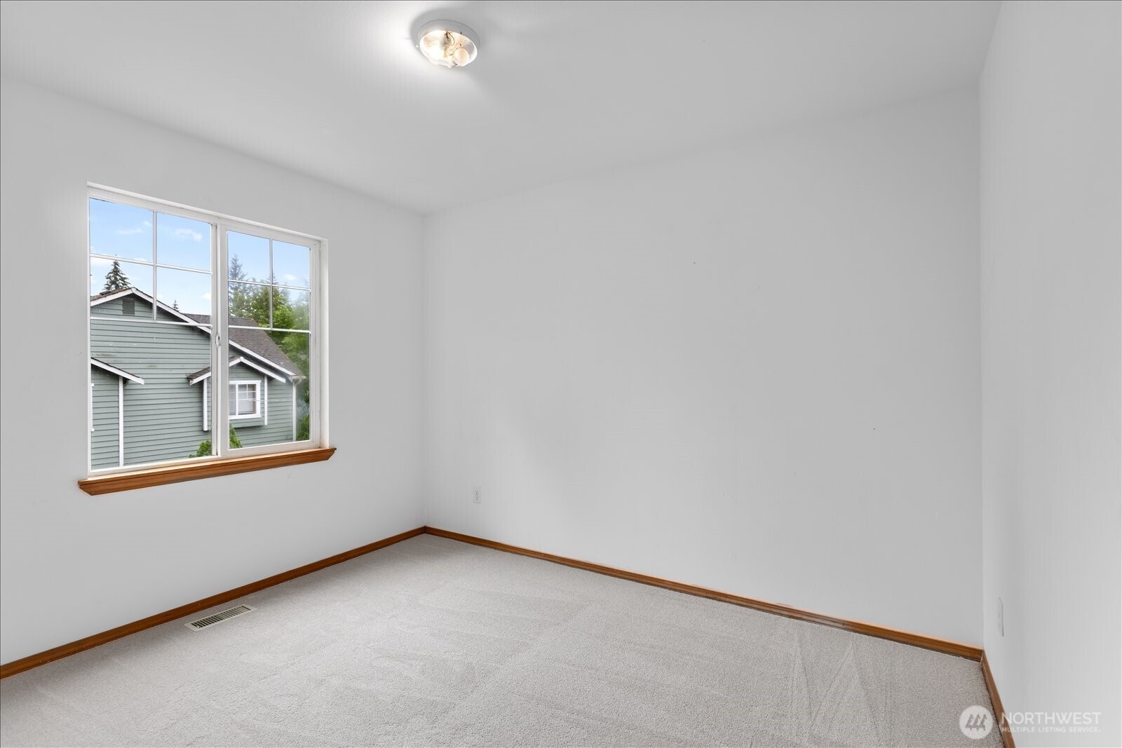 19414 77th Place Property Photo 22