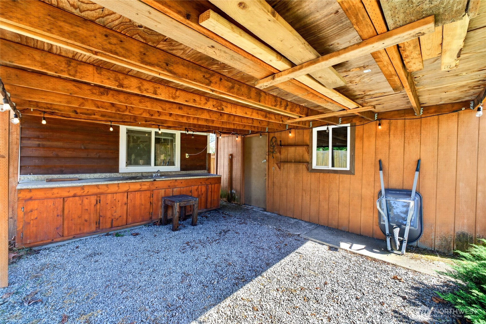 10920 47th Avenue Property Photo 18
