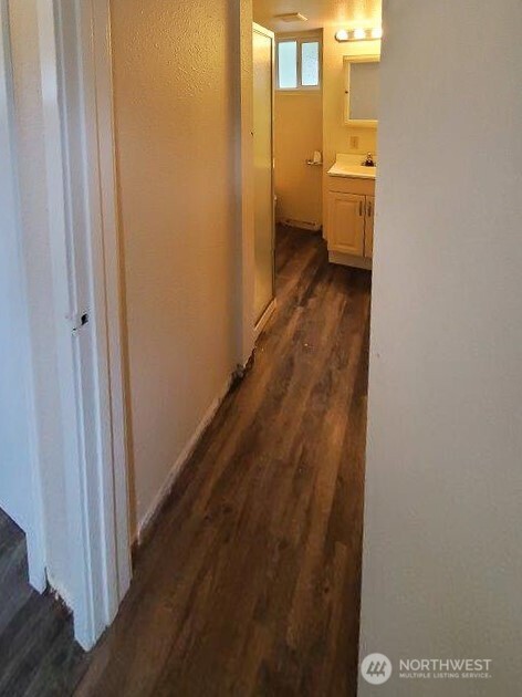 3823 Delridge Way Property Photo 14