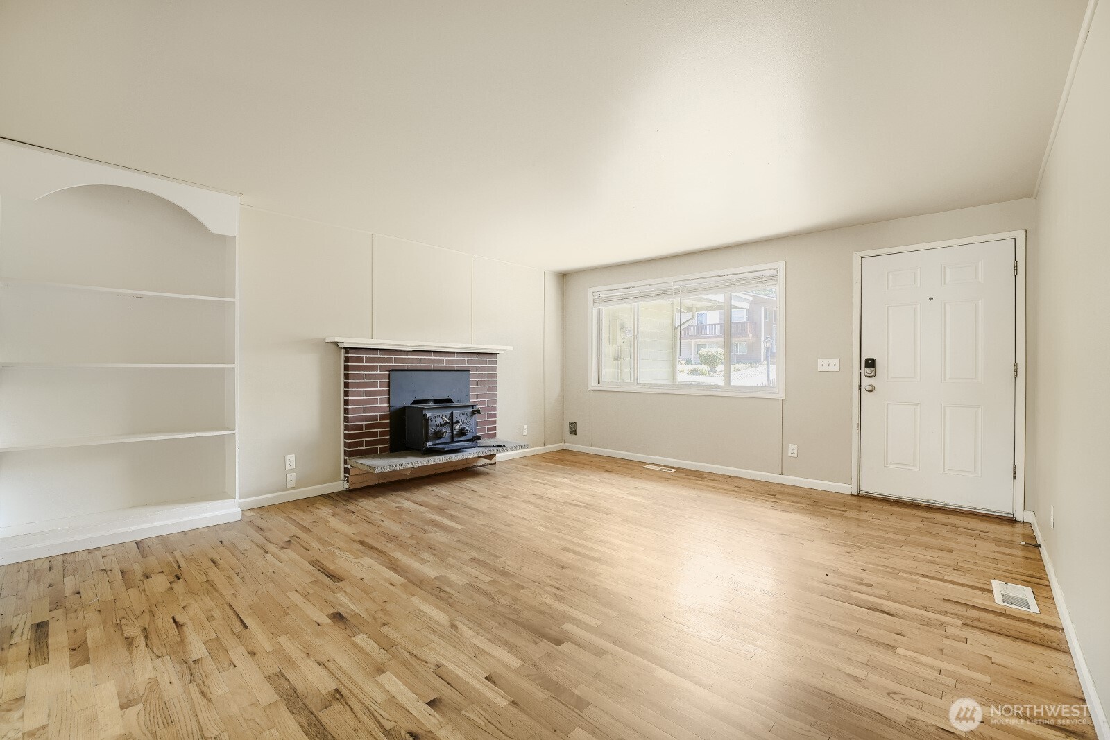 23227 110th Place Property Photo 3
