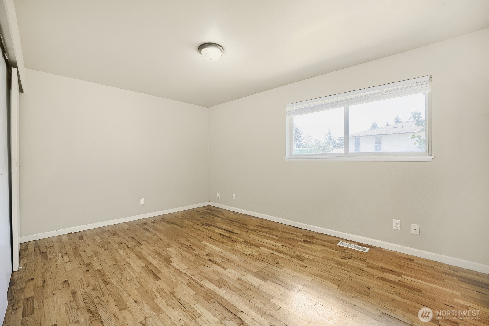 23227 110th Place Property Photo 11