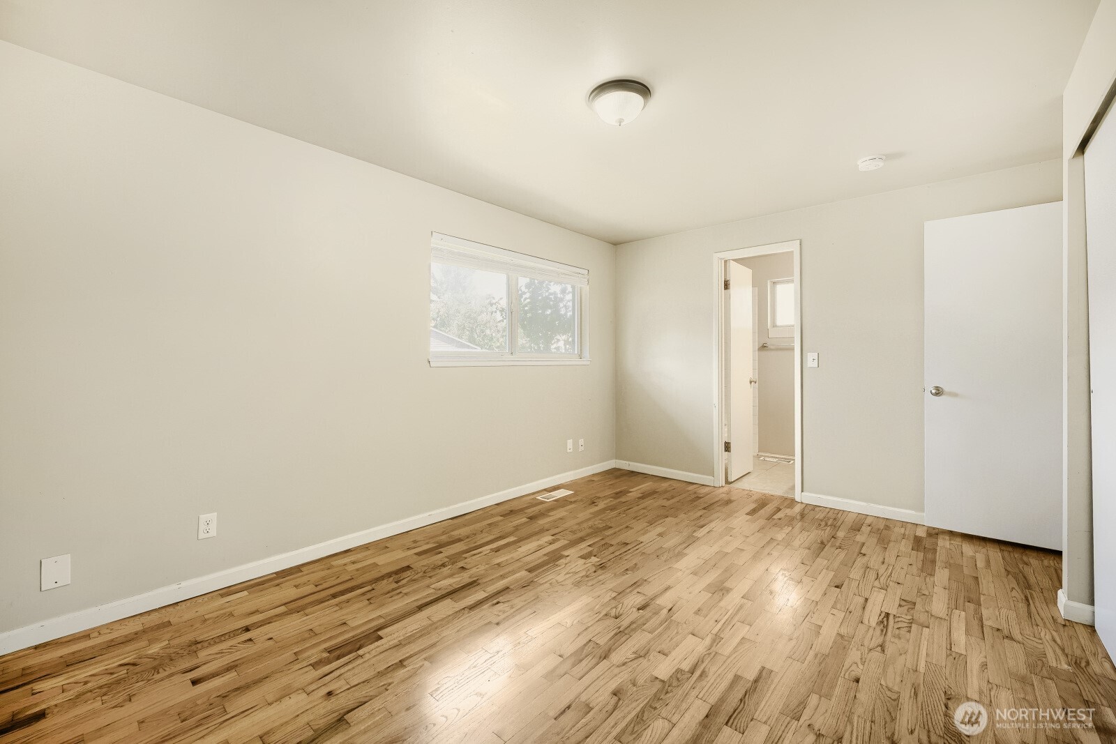 23227 110th Place Property Photo 12