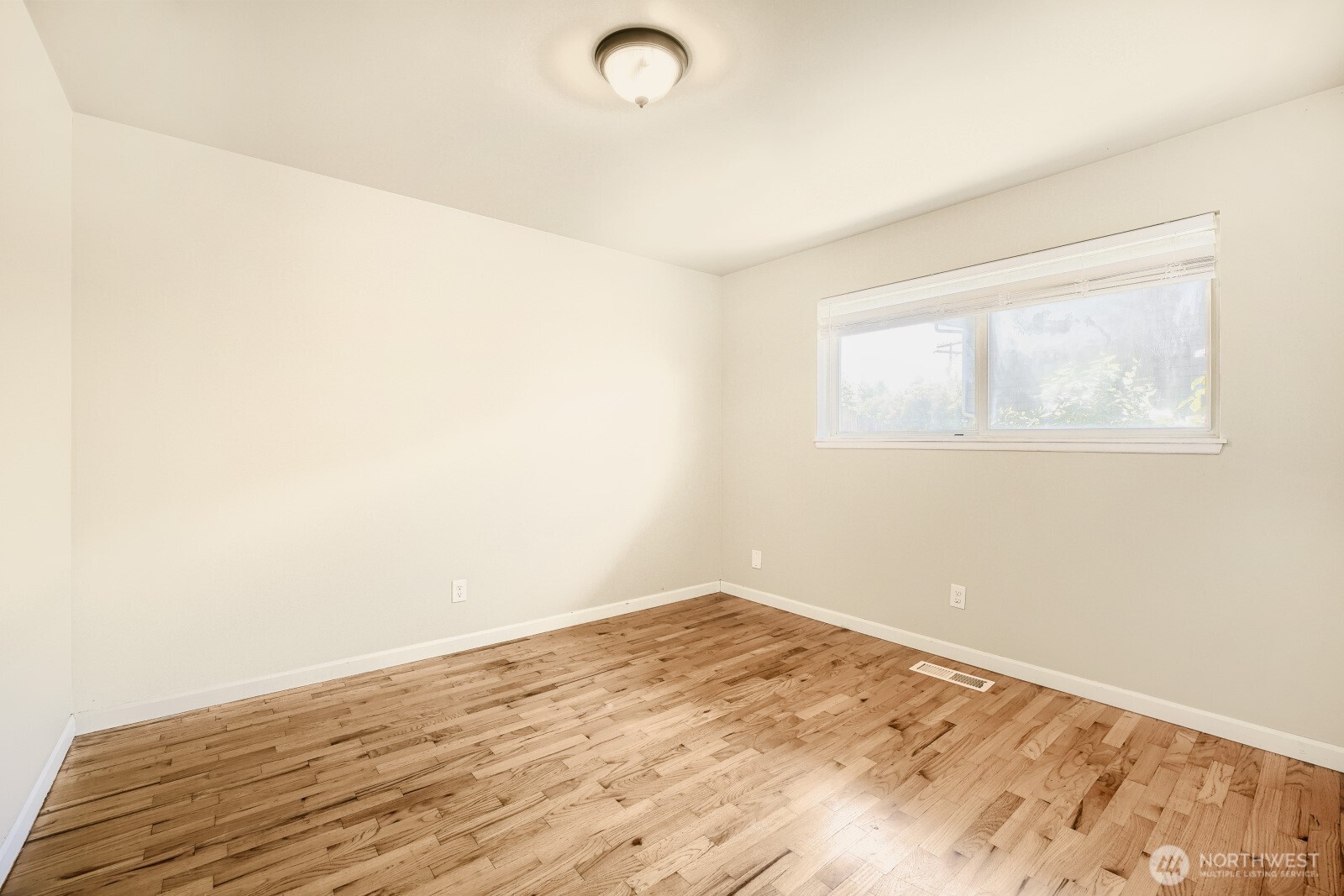 23227 110th Place Property Photo 14
