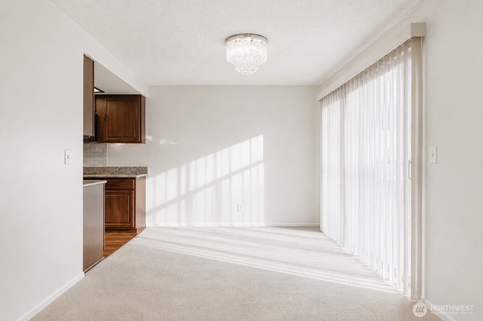 2901 27th Place Property Photo 10
