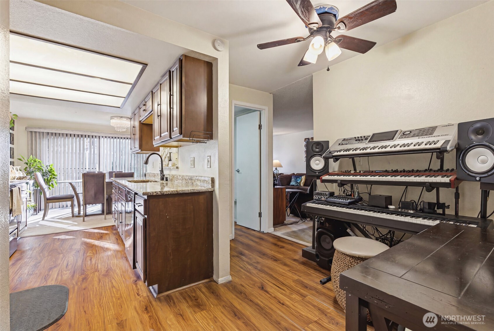 2901 27th Place Property Photo 15