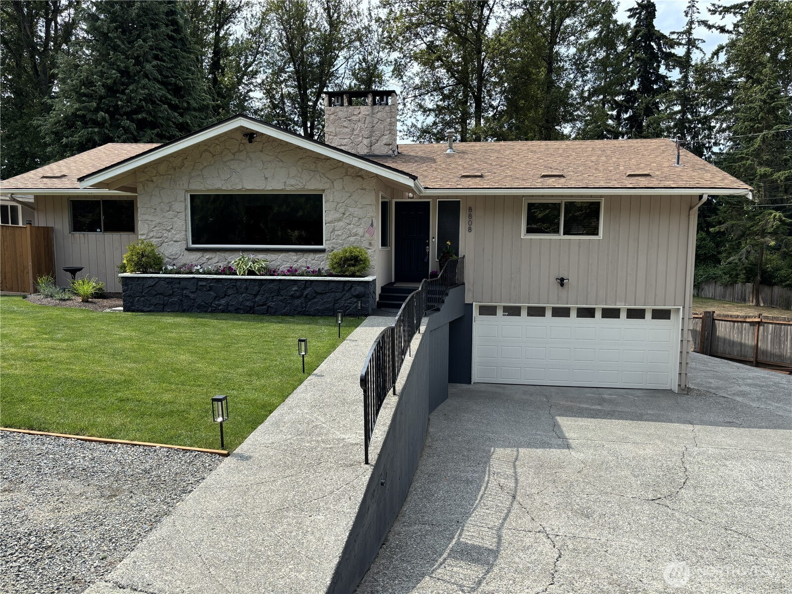 8808 Monte Cristo Drive Property Photo 1