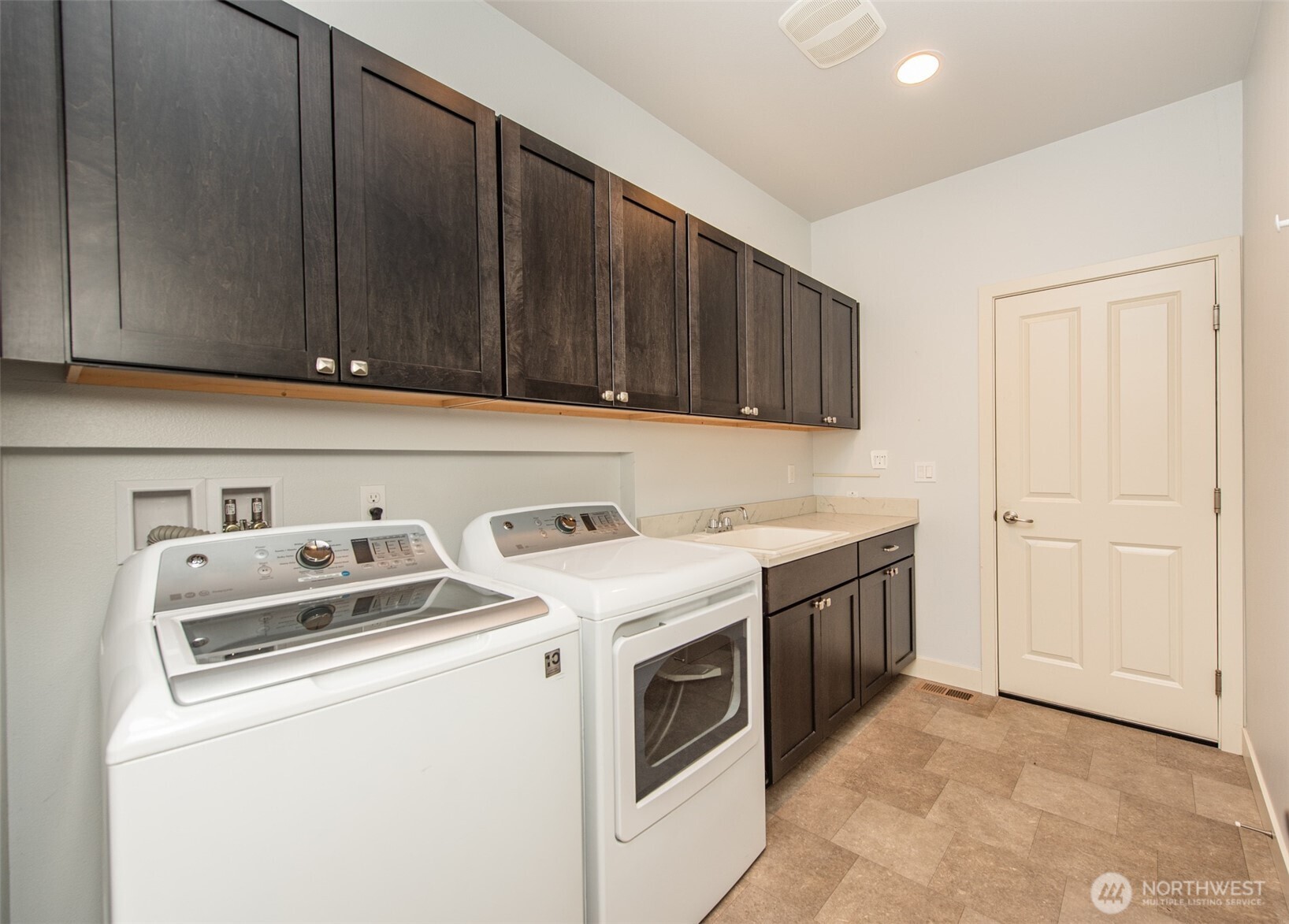 160 Blue Glacier Loop Property Photo 28