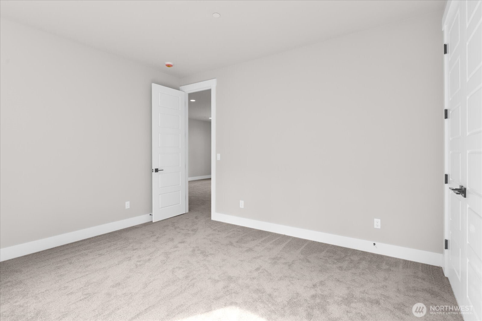 3502 Alaska Road A Property Photo 32