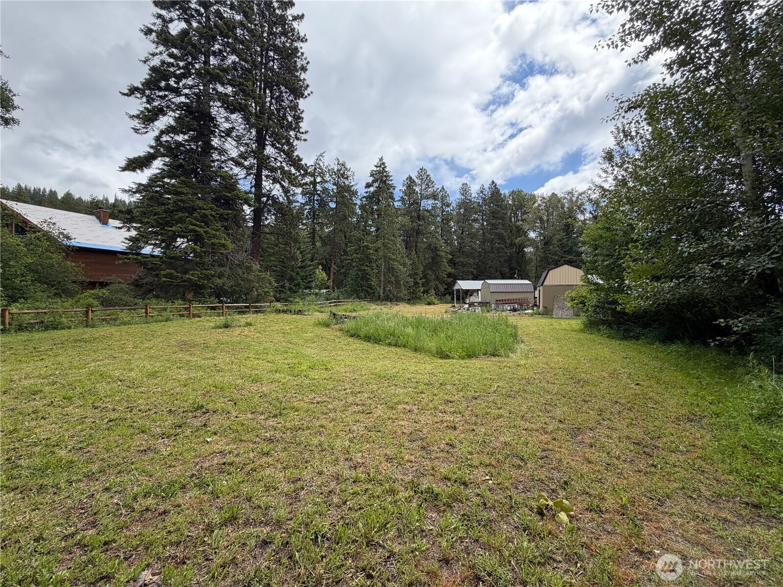 261 Prairie Lane Property Photo 9