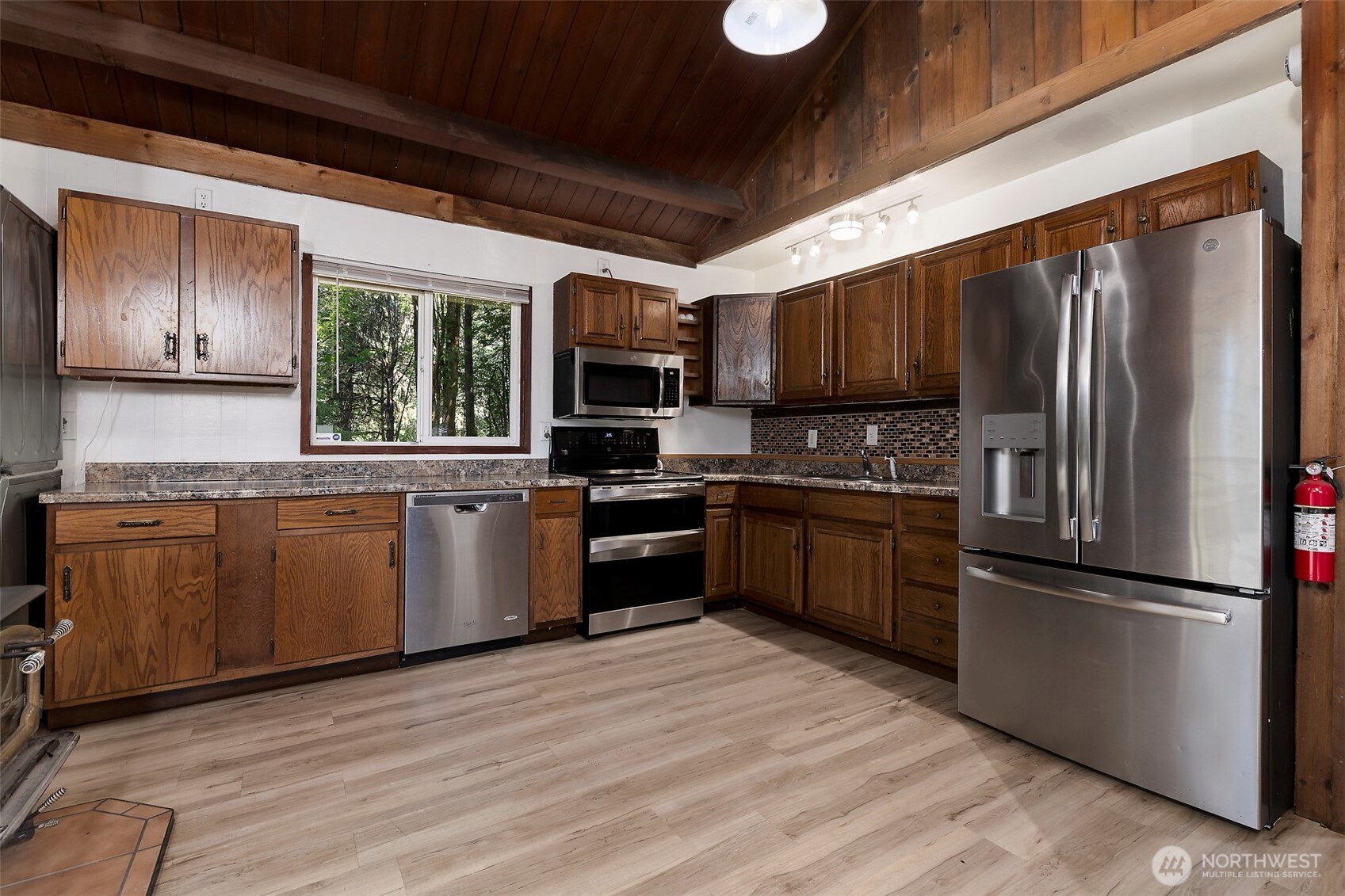 2461 W Deegan Road Property Photo 4