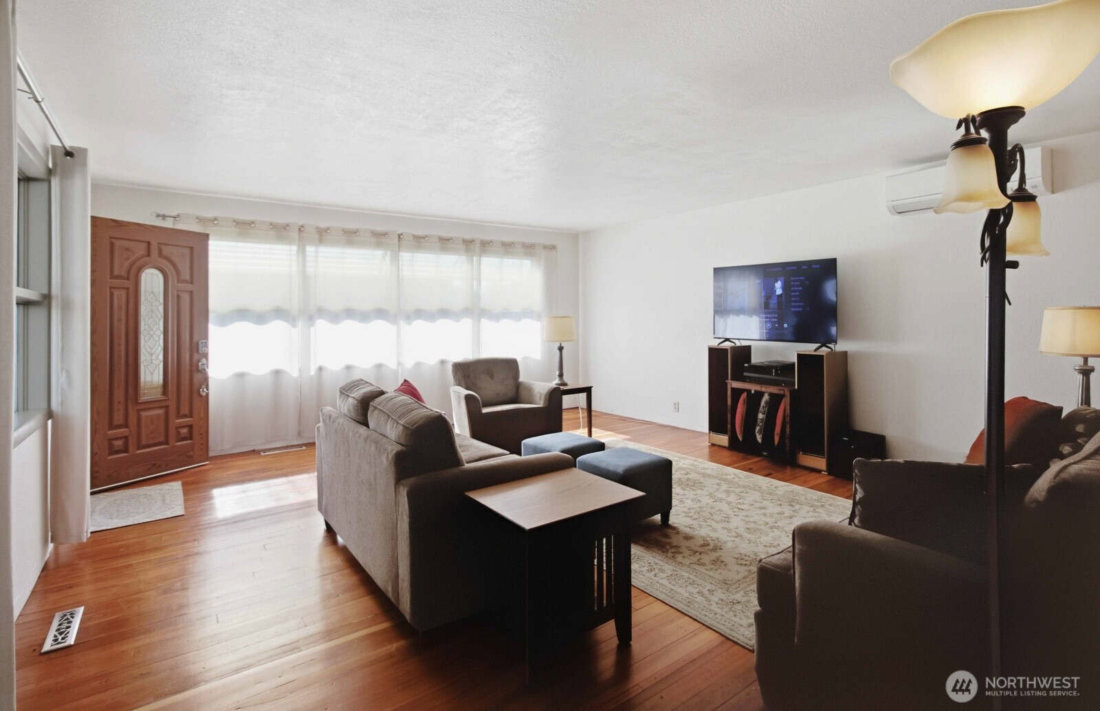 298 4th Street Street Property Photo 15