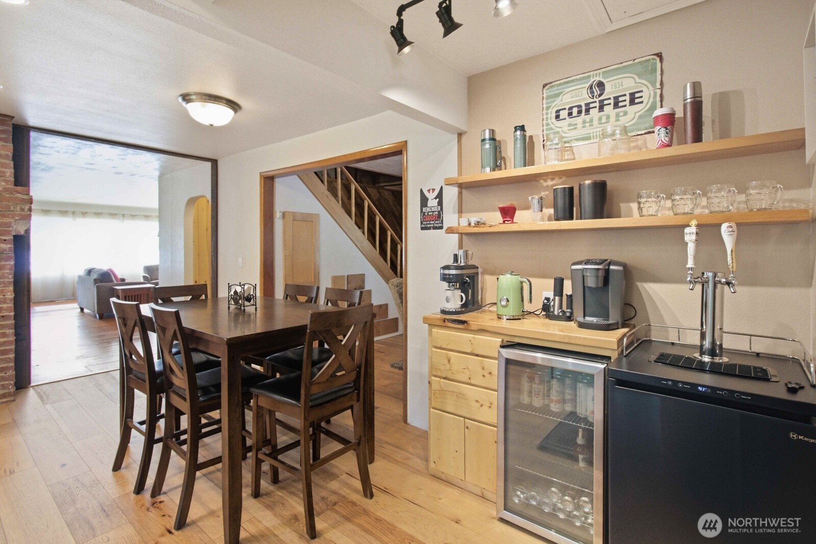 298 4th Street Street Property Photo 18