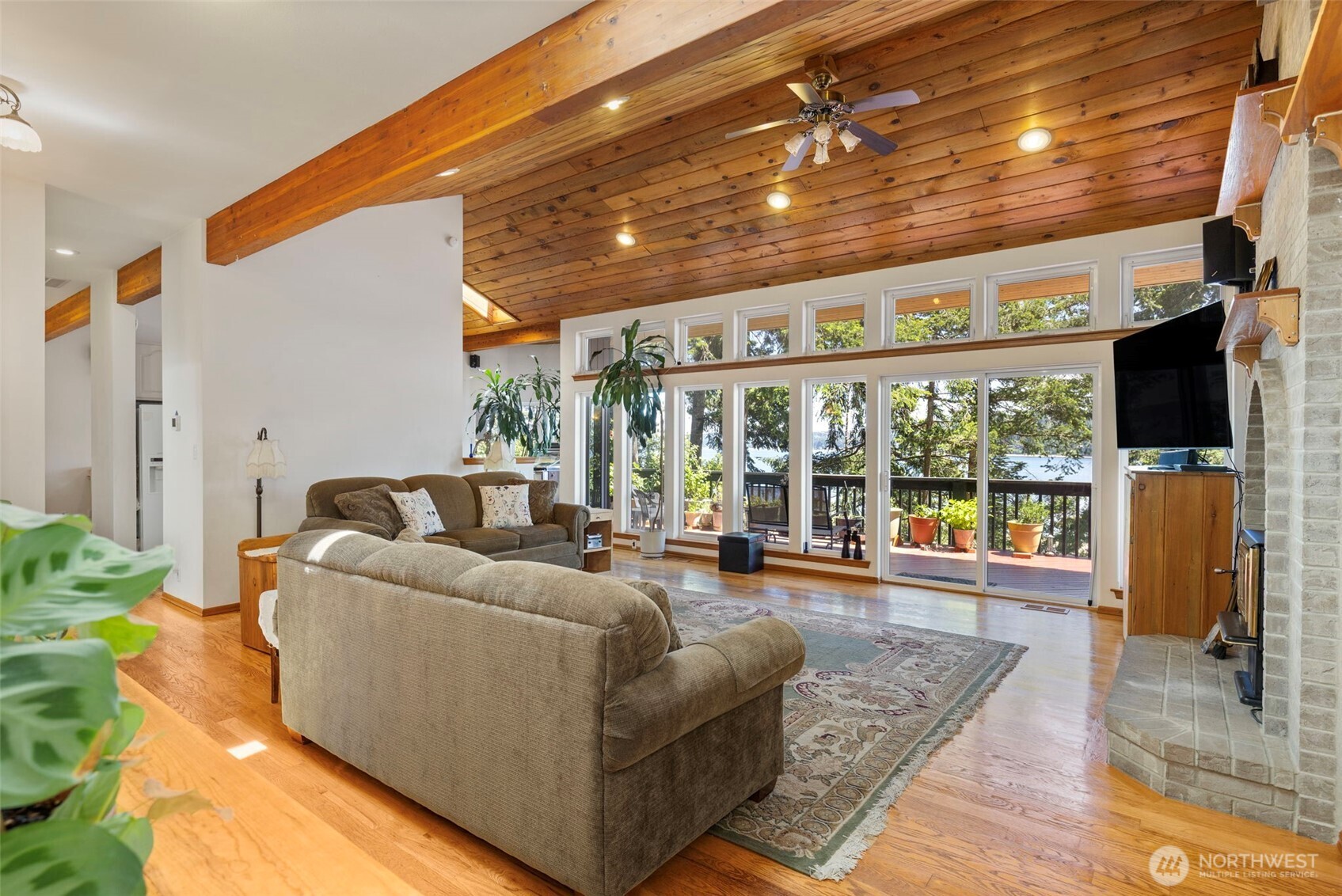 9942 Misery Point Road Property Photo 6