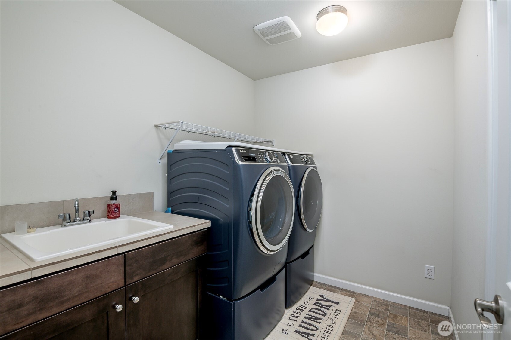 18930 179th Place Property Photo 20