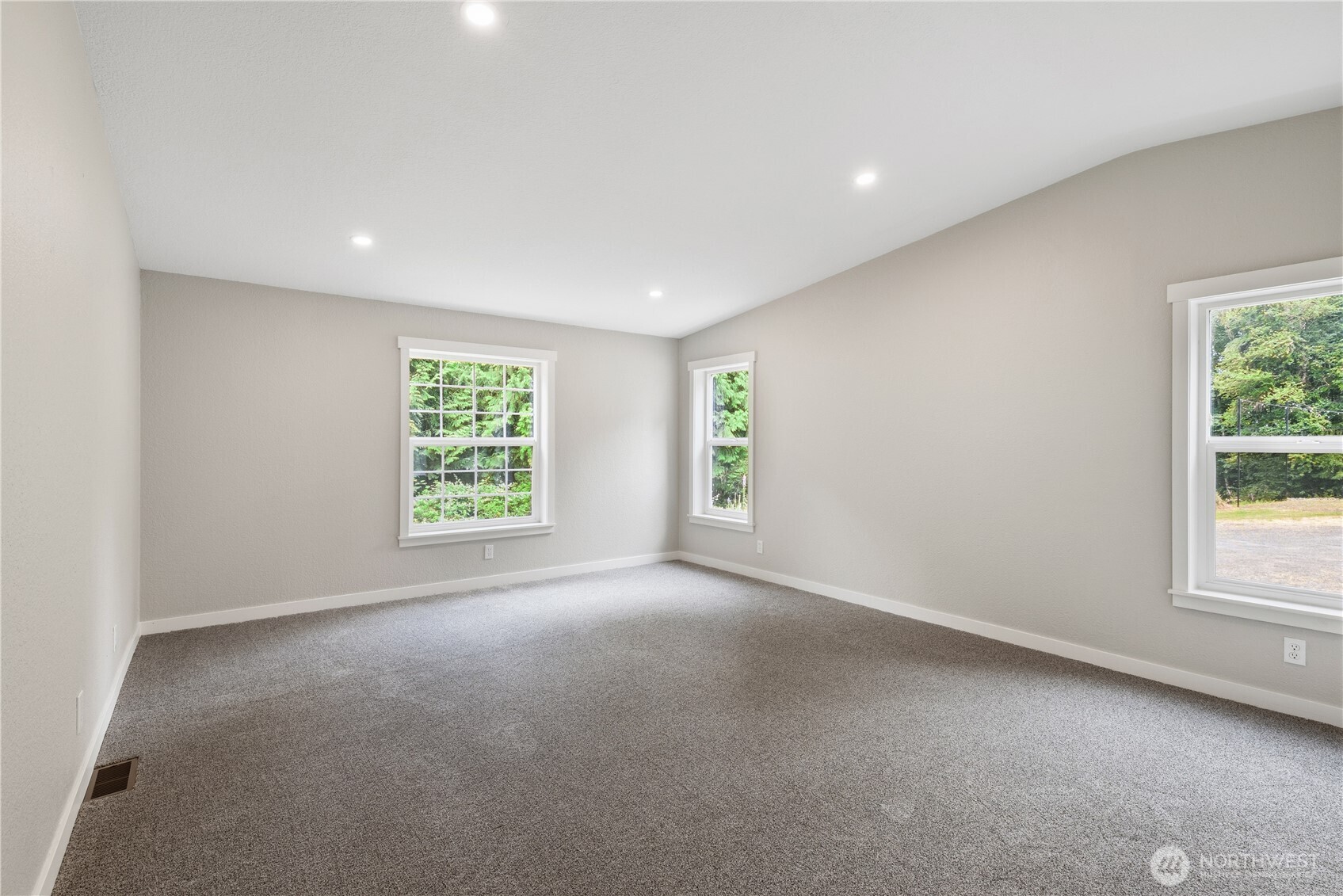 194 Ball Park Drive Property Photo 15