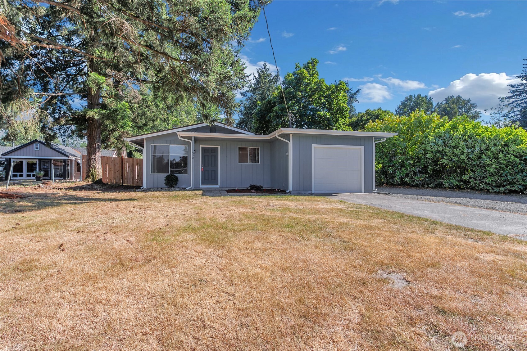 970 Johns Road Property Photo 4