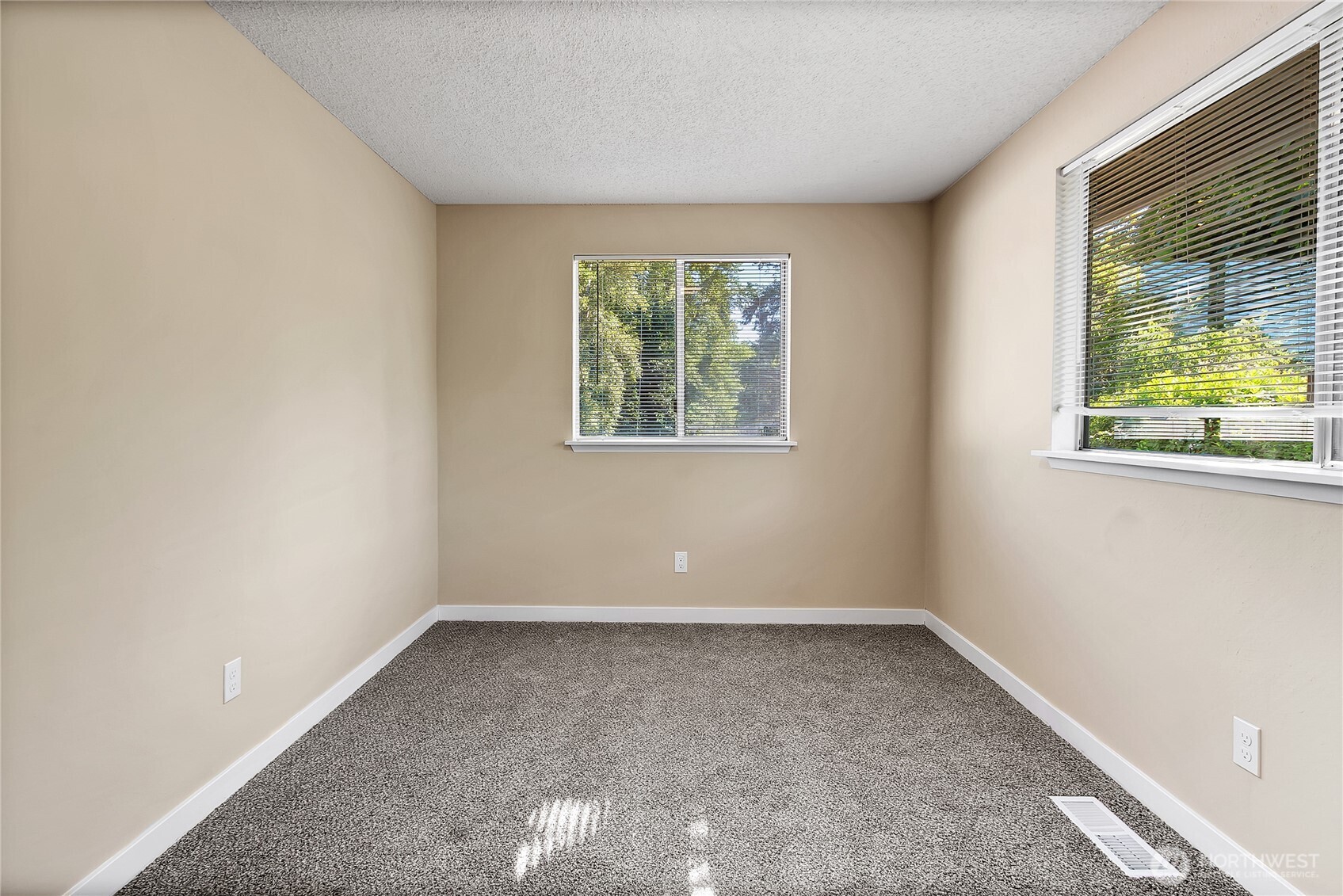 970 Johns Road Property Photo 18