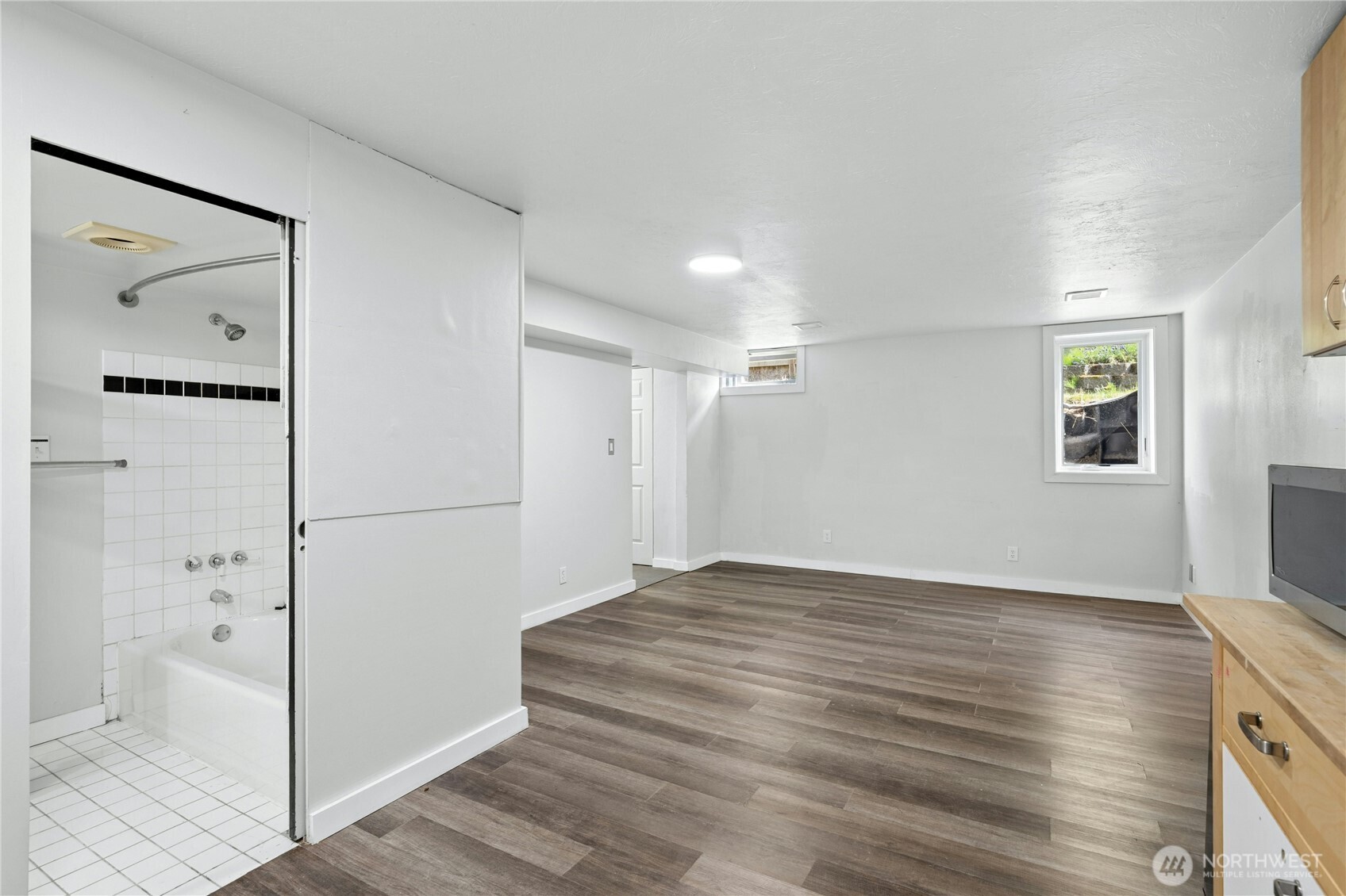 9520 2nd Avenue Property Photo 18