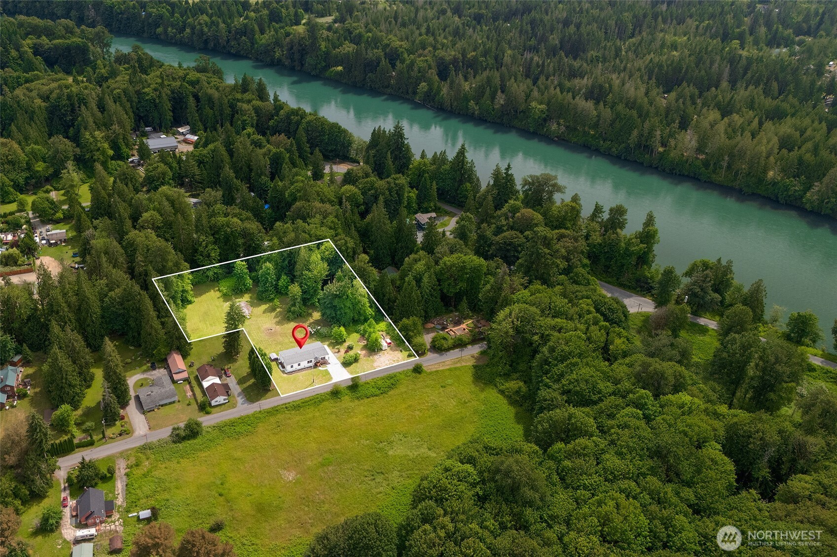44184 Grassmere Road Property Photo 2