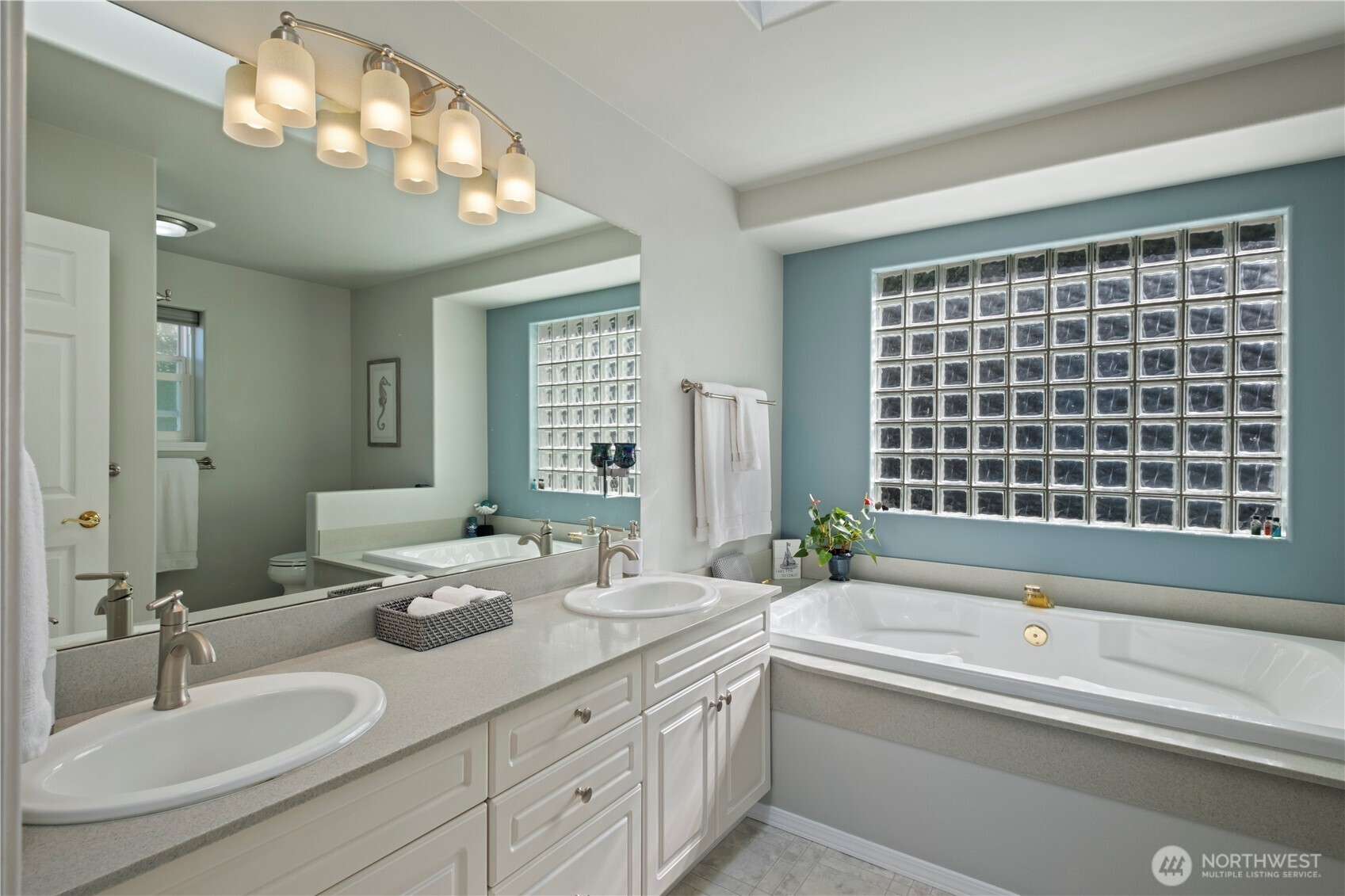 8189 Whidbey Drive Property Photo 16