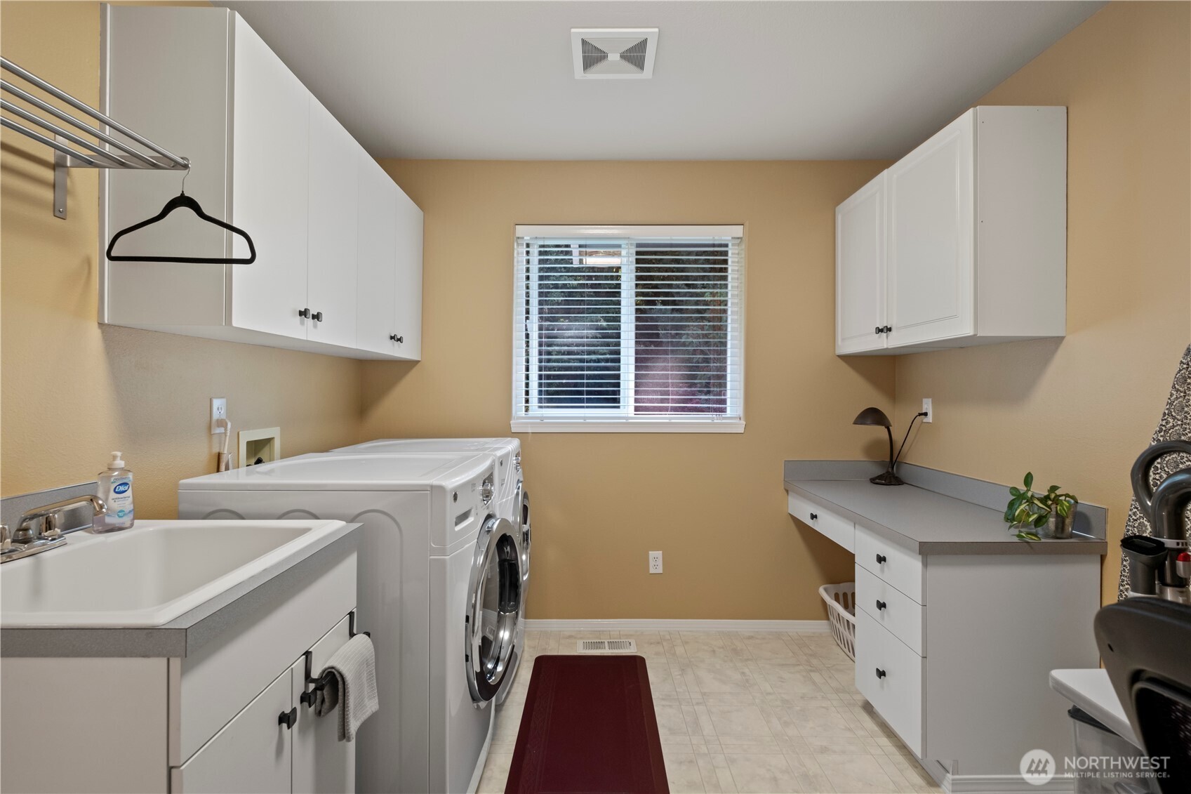 8189 Whidbey Drive Property Photo 23
