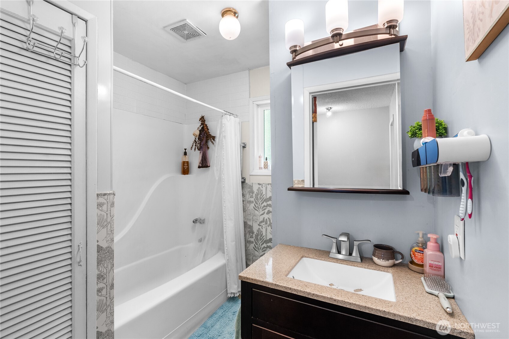 16 Harrison Street Property Photo 18