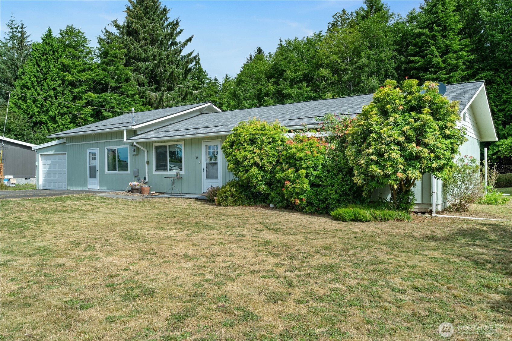 16 Harrison Street Property Photo 29